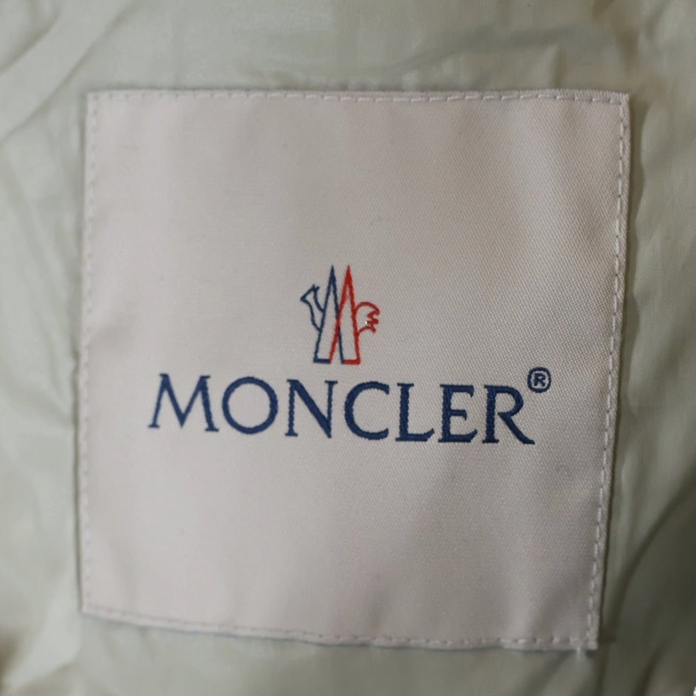 MONCLER GENIUS(モンクレール ジーニアス) 20AW ×ALYX ALMOND アリクス アーモンド ロゴワッペン フーデッド ナイロン ダウンジャケット アイボリー F209Y1B50710 C0631