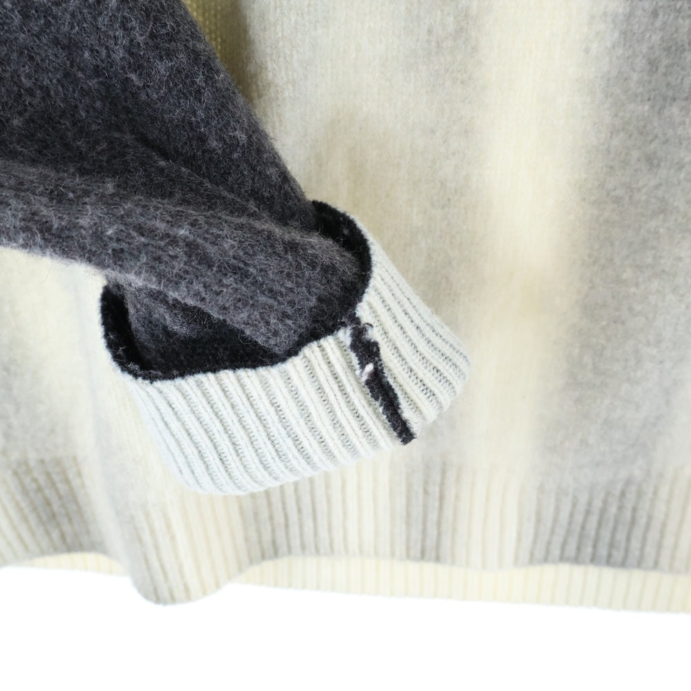 SUPREME(シュプリーム) 23AW Blurred Logo Sweater ブラードロゴ ウール混 ニットセーター ホワイト/グレー