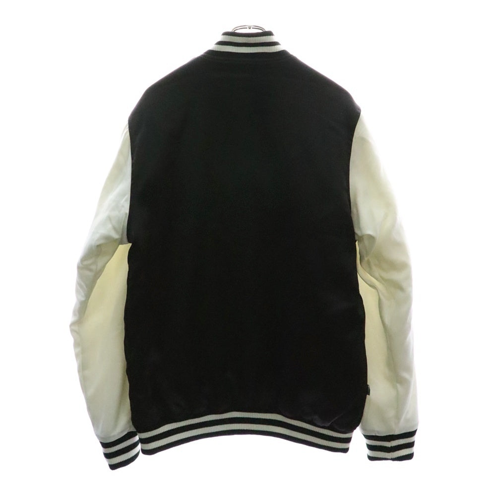 UNDEFEATED(アンディフィーテッド) ロゴ ボタンダウン ポリエステル スタジャン ジャケット ブルゾン ブラック ブラック/ホワイト