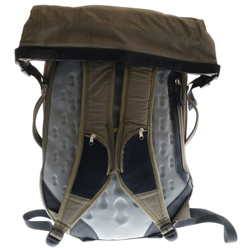 NIKE(ナイキ) ロゴプリント ナイロン バッグパック リュック カーキ