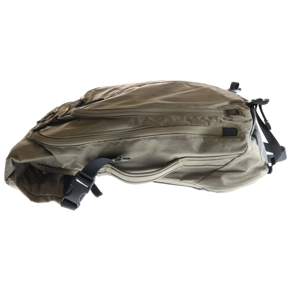 NIKE(ナイキ) ロゴプリント ナイロン バッグパック リュック カーキ