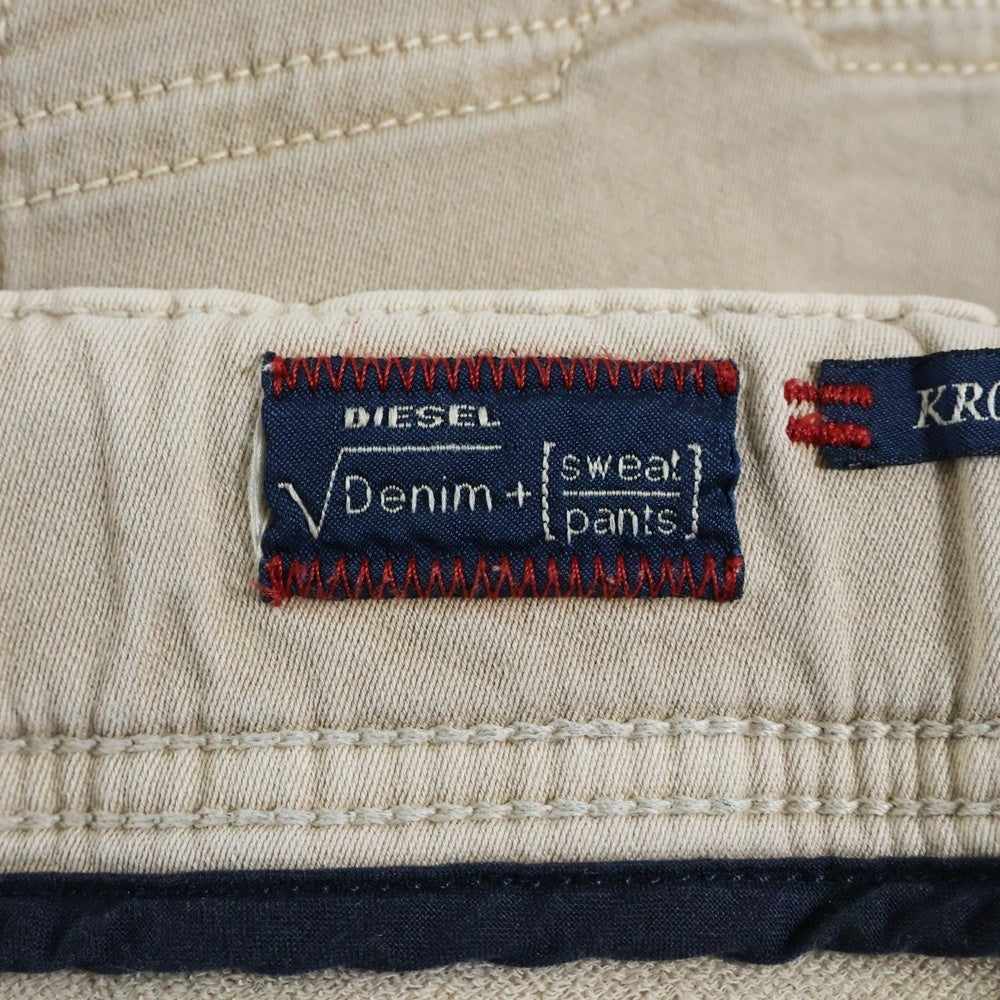 DIESEL(ディーゼル) KROOLEY JOGG ジョグ ジーンズ テーパード デニムパンツ ベージュ