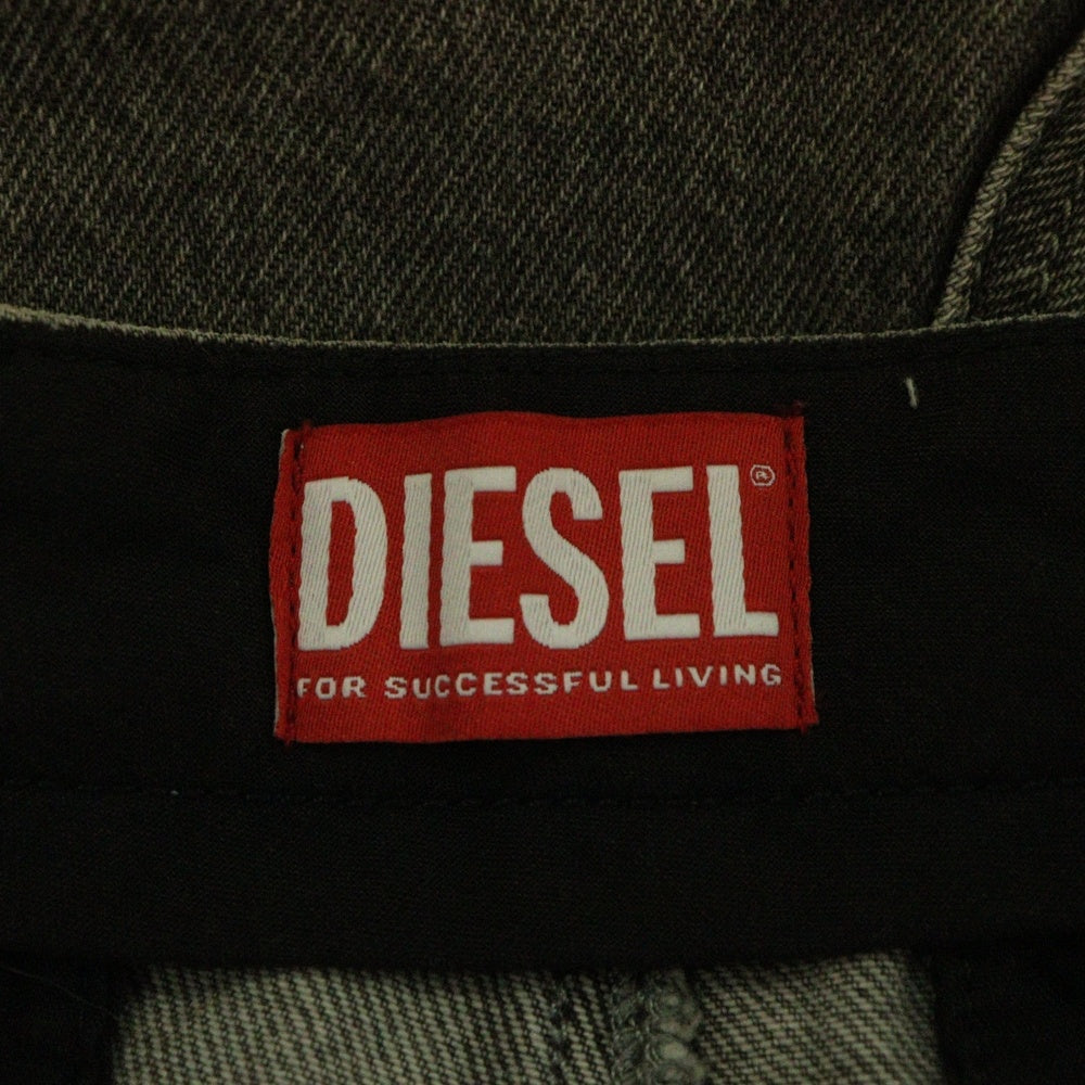 DIESEL(ディーゼル) D-CHINO-WORK チノ センタープレス ワーク デニムパンツ グレー A03919