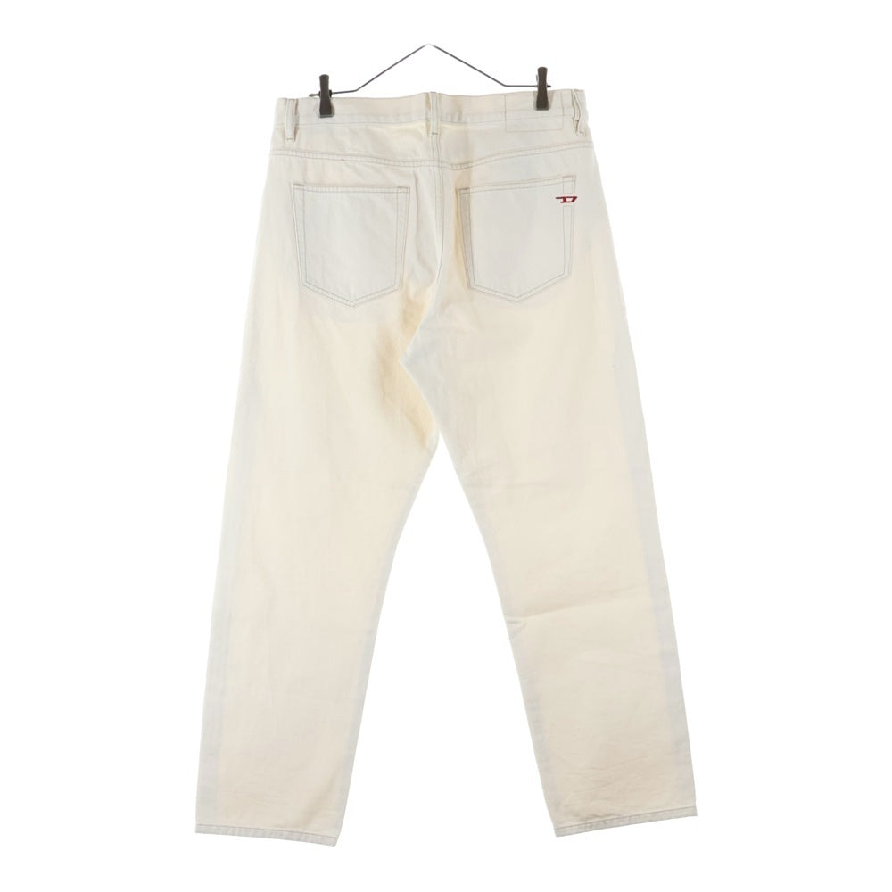 DIESEL(ディーゼル) 2020 D-VIKER ストレート デニムパンツ アイボリー AO5157