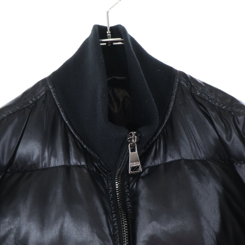 DOLCE & GABBANA(ドルチェアンドガッバーナ) ロゴプレート ナイロン ジップアップ ダウンジャケット ブラック G9G75T