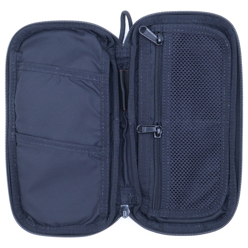 BRIEFING(ブリーフィング) TRIP CASE L ロゴパッチ トリップ パスポートケース ブラック BRM181617010001