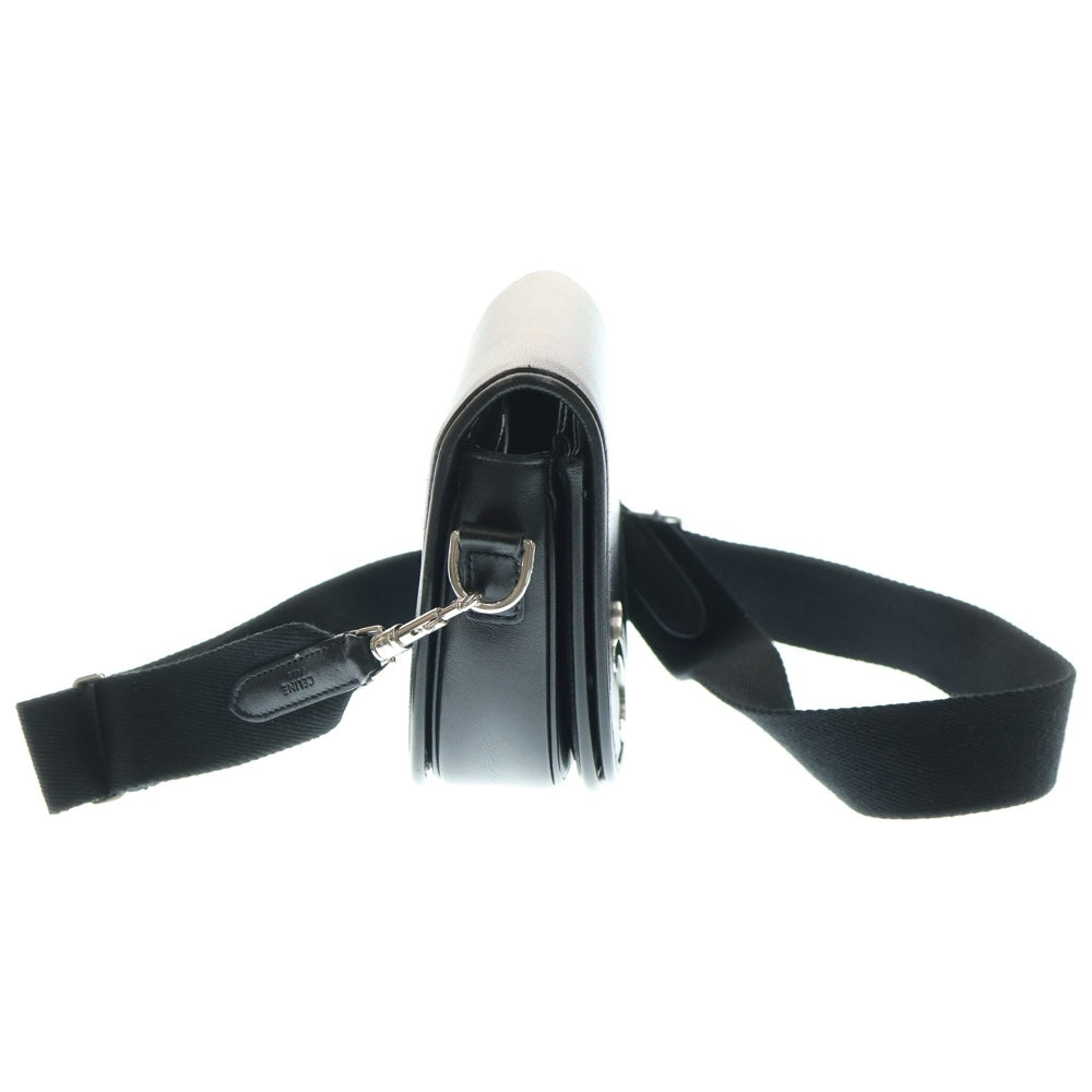 CELINE(セリーヌ) ブザス クラシック カーフスキン トリオンフ レザーショルダーバッグ ブラック 117883GAO