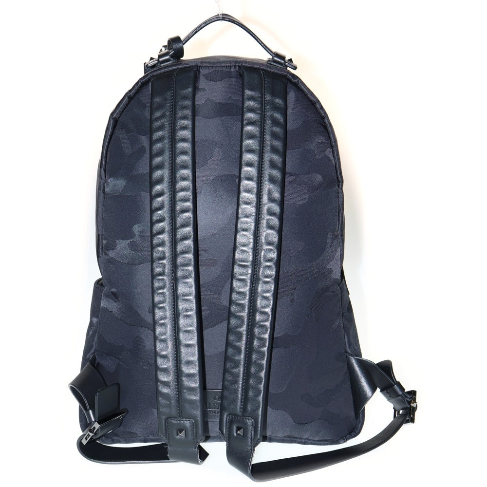 VALENTINO GARAVANI(ヴァレンチノガラヴァーニ) ロックスタッズ カモ柄 ナイロン バッグパック リュックサック ブラック