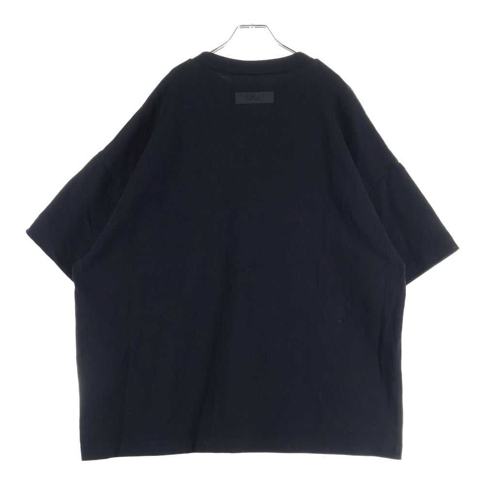 ESSENTIALS FEAR OF GOD(エッセンシャル フィアオブゴッド) ラバーロゴ モックネック 半袖Tシャツ ブラック