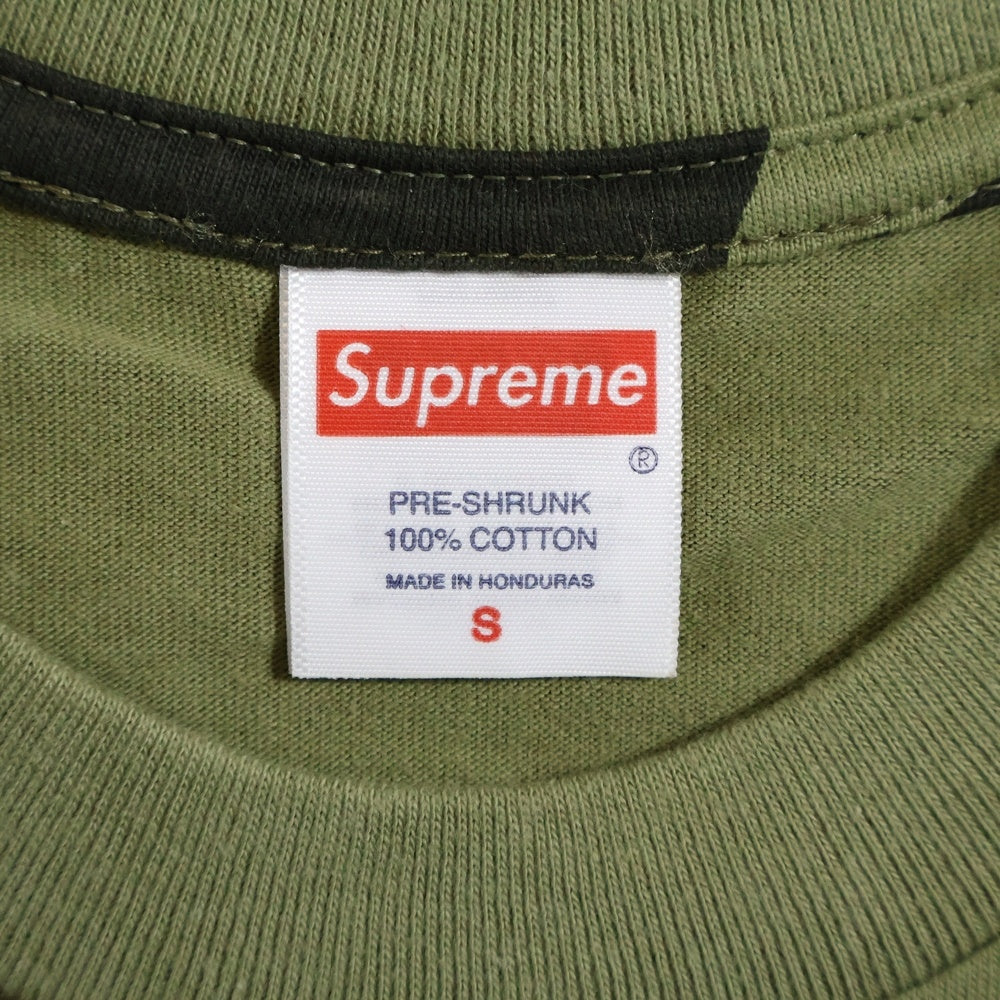 SUPREME(シュプリーム) 25AW All Dogs Go To Heaven Tee オールドッグス ゴートゥーヘブン フロントプリント カモ柄 クルーネック半袖Tシャツ カットソー カーキ
