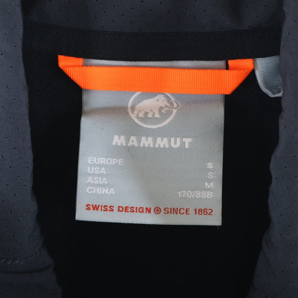 MAMMUT(マムート) AVERS WINTER ML HOODED JKT アバウィンター サイドプリント フーデッドジャケット ブラック 1014-03421