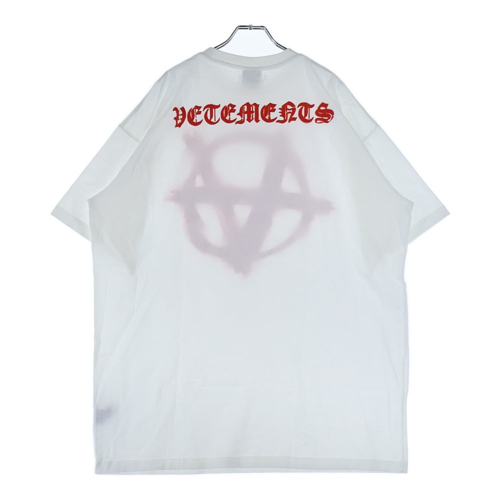 VETEMENTS(ヴェトモン) 21SS ANARCHY GOTHIC LOGO アナーキー ゴシックロゴプリント クルーネック半袖Tシャツ カットソー ホワイト UE51TR640W