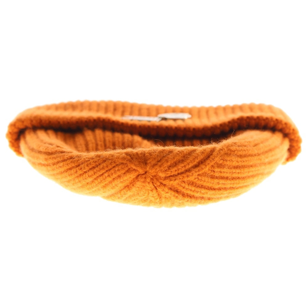 MONCLER(モンクレール) 19AW ×FRAGMENT DESIGN フラグメントデザイン ピンバッジ付き ビーニー ニットキャップ 帽子 オレンジ E209U9900100 A9303