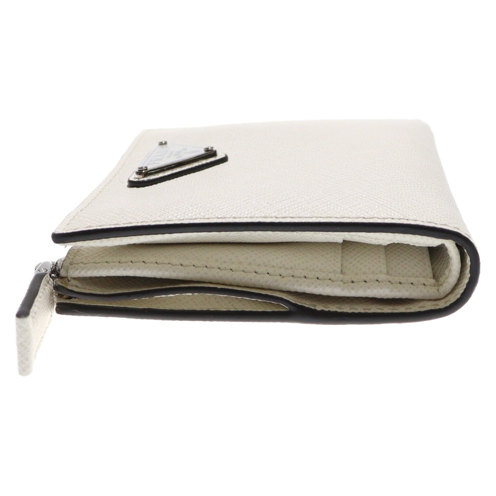 PRADA(プラダ) サフィアーノ レザー トライアングルロゴ コンパクトウォレット 二つ折り財布 ホワイト 2ML049