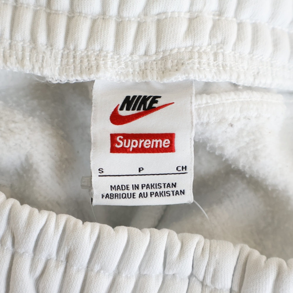 SUPREME(シュプリーム) 25SS ×NIKE Sweatpant ナイキ ロゴ刺繍 スウェット パンツ ホワイト HF9630-121