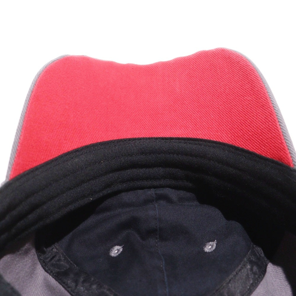 SUPREME(シュプリーム) 23AW Jagged Visor 6-Panel ジャグ バイザー 6パネル キャップ 帽子 グレー/レッド