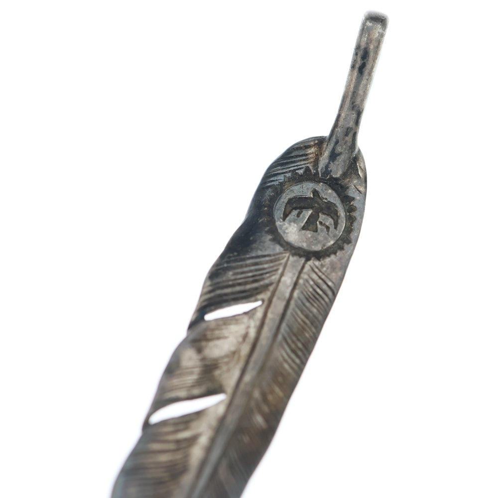 goro's(ゴローズ) SVフェザー大 ペンダントトップ 左向き シルバー