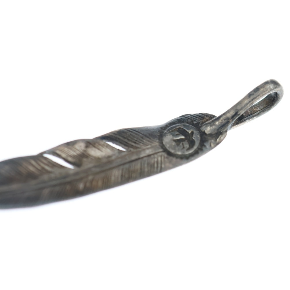 goro's(ゴローズ) SVフェザー大 ペンダントトップ 左向き シルバー