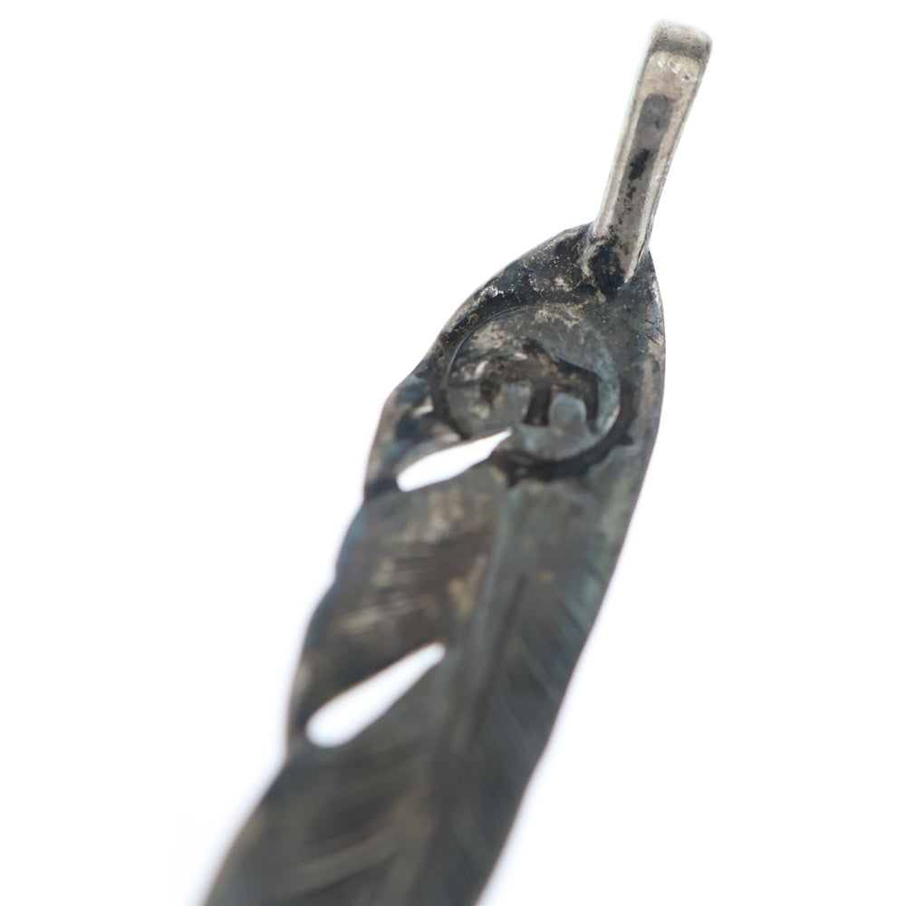 goro's(ゴローズ) SVフェザー小 ペンダントトップ 左向き シルバー