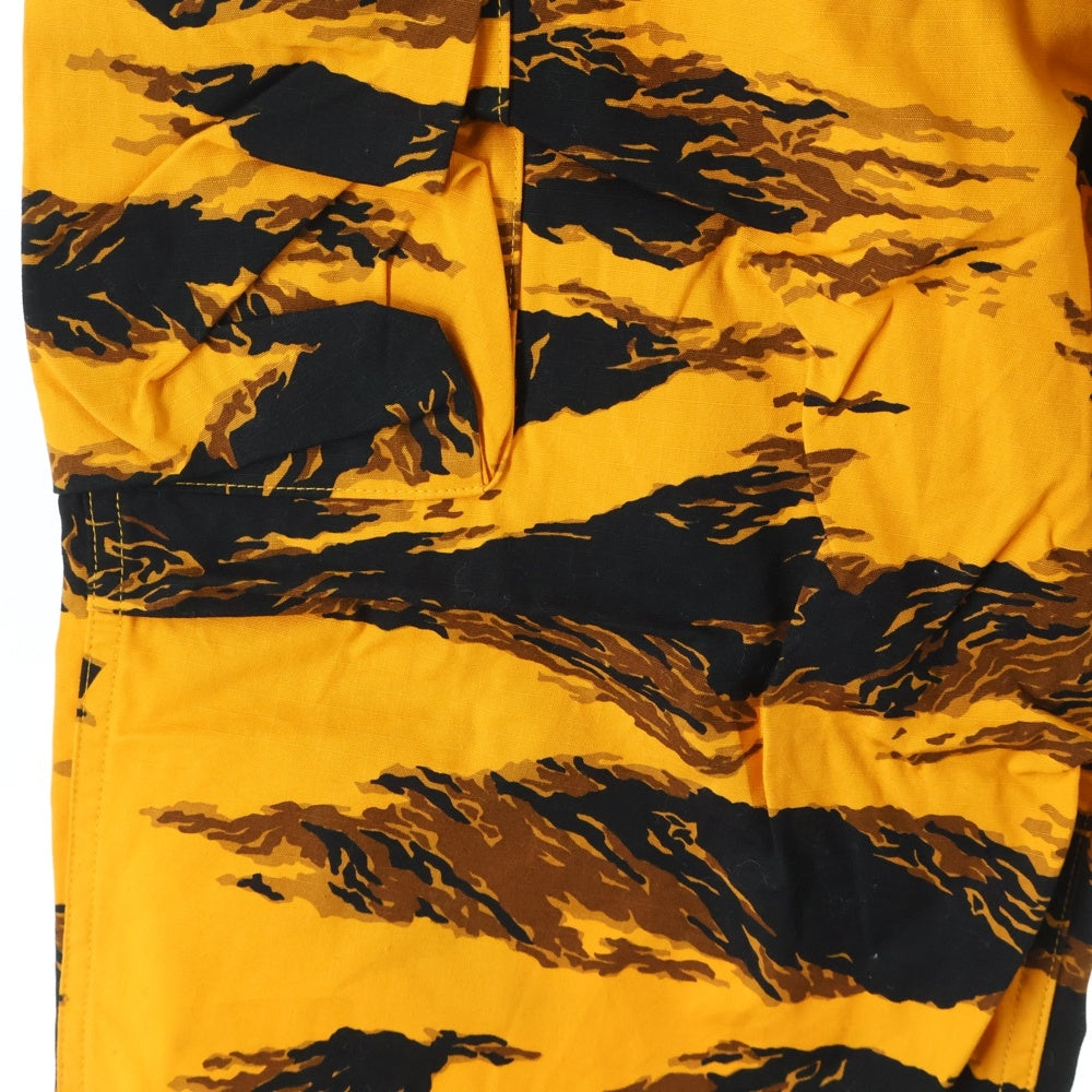 A BATHING APE(アベイシングエイプ) カモフラ ロゴパッチ ジップフライ カーゴパンツ オレンジ/ブラック 001PTI701002F