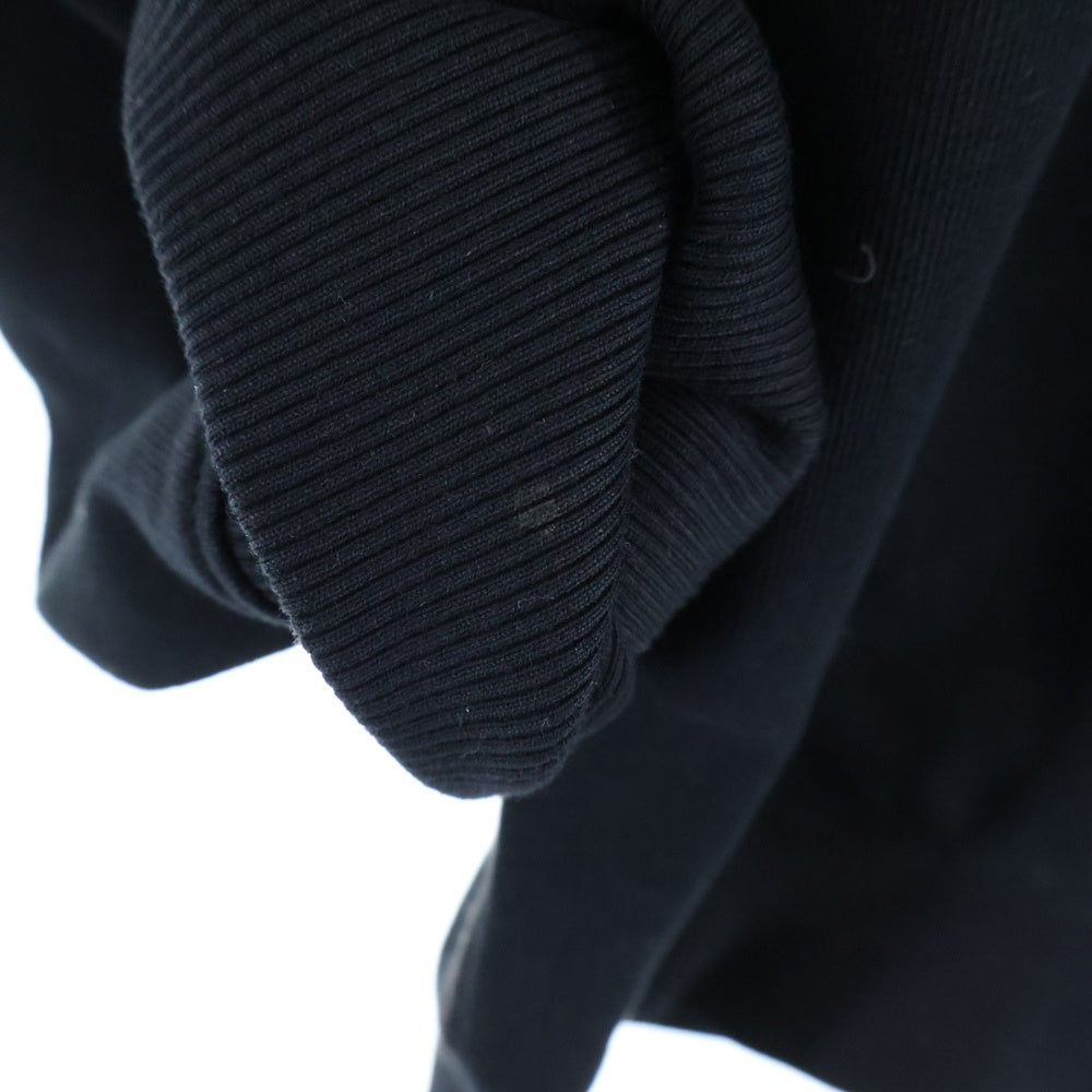 PRADA(プラダ) 23AW トライアングルロゴプレート クルーネック スウェットトレーナーブラック UJL26A