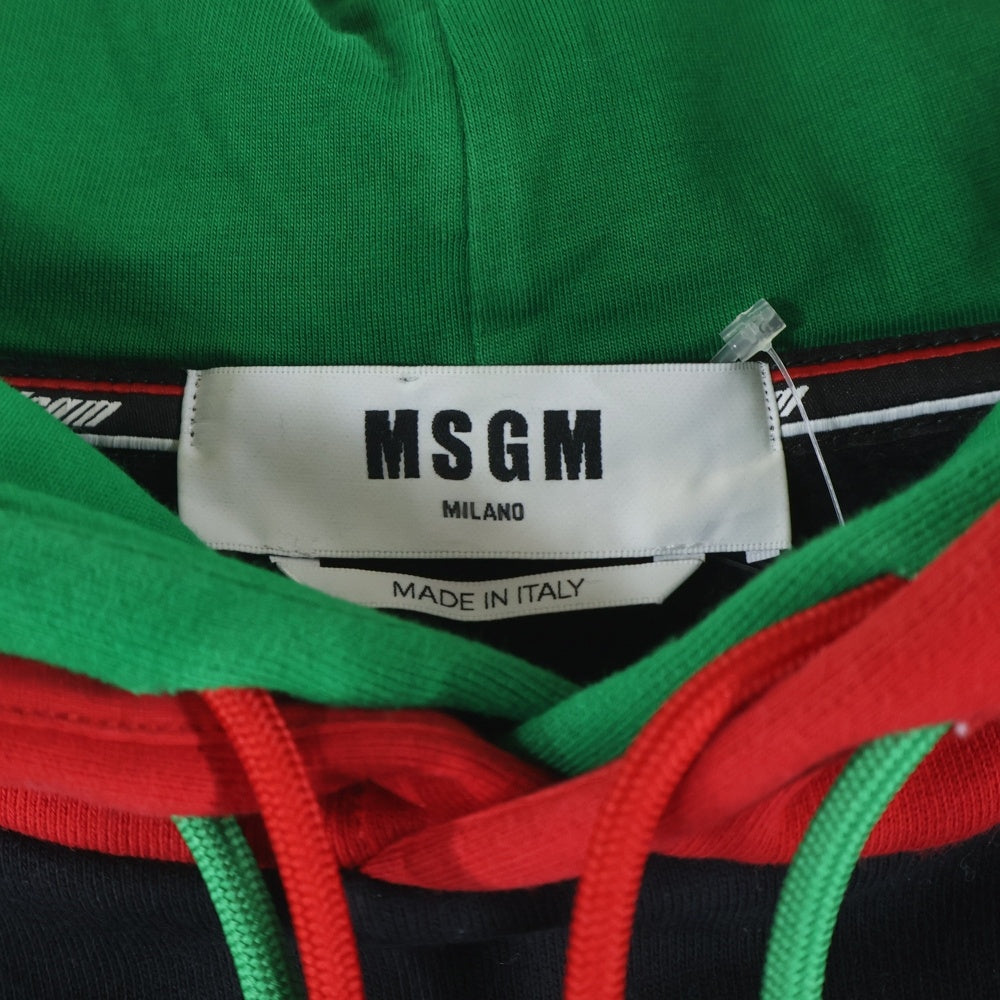 MSGM(エムエスジーエム) フロントロゴ ダブルフーデッド プルオーバーパーカー スウェットフーディ ブラック/レッド/グリーン 2940MM176