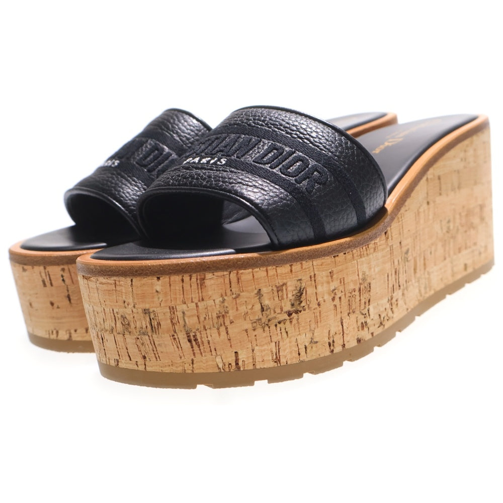 Christian Dior(クリスチャンディオール) Dway グレインドカーフスキン ロゴ刺繍 プラットフォーム スライド サンダル ブラック レディース