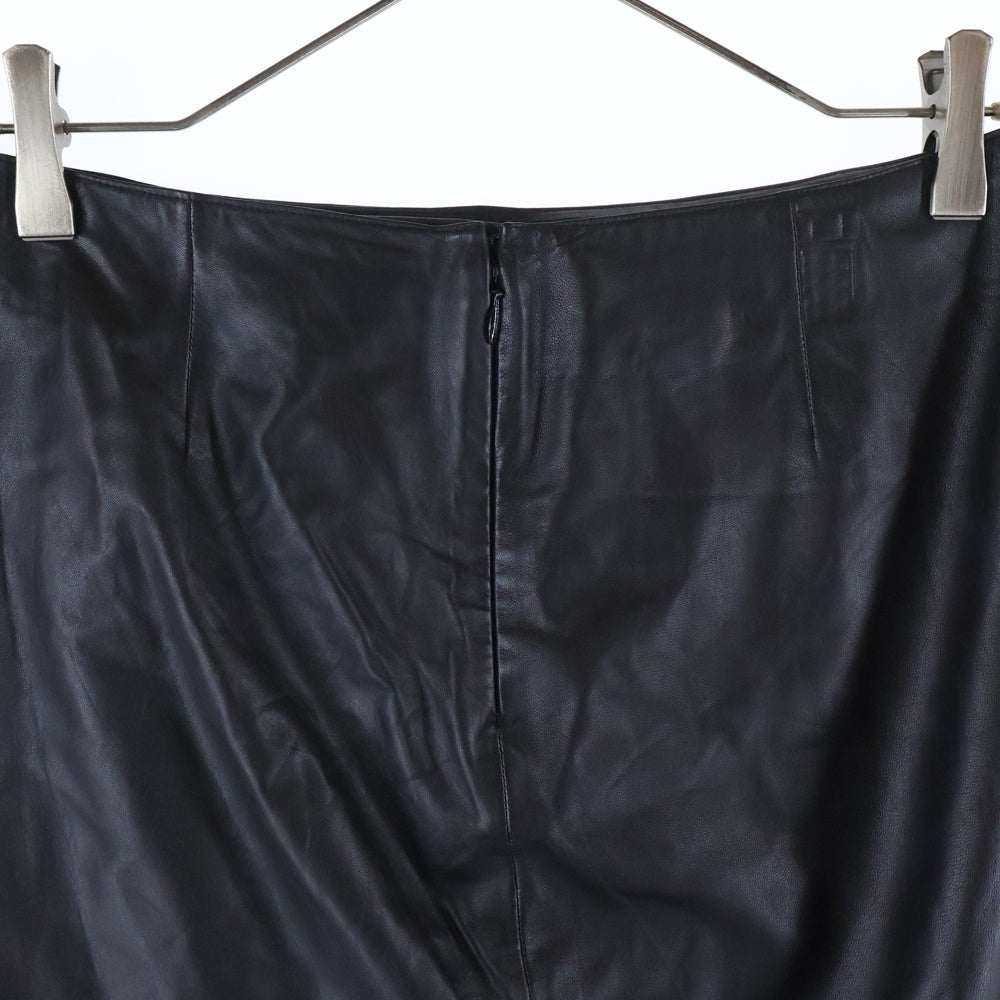 CHANEL(シャネル) ココマークボタン ラムレザー タイト スカート