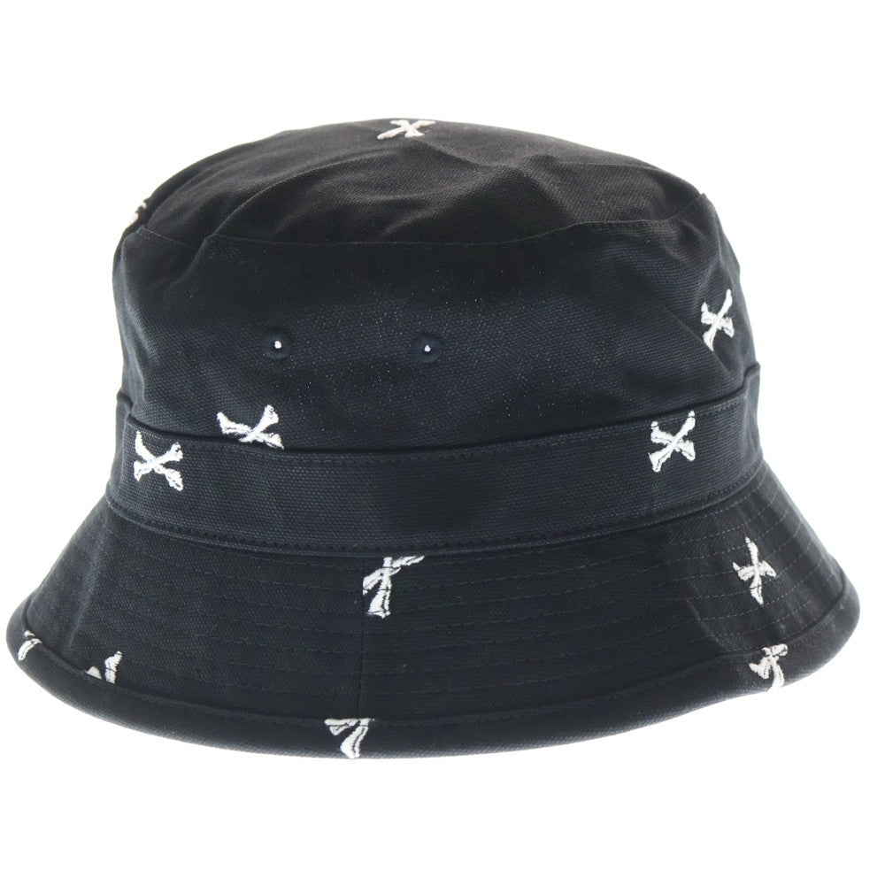 WTAPS(ダブルタップス) 22SS BUCKET 02/HAT/COTTON.OXFORD.TEXTILE クロスボーン刺繍 総柄 コットン オックスフォード バケットハット 帽子 ブラック 221HCDT-HT16