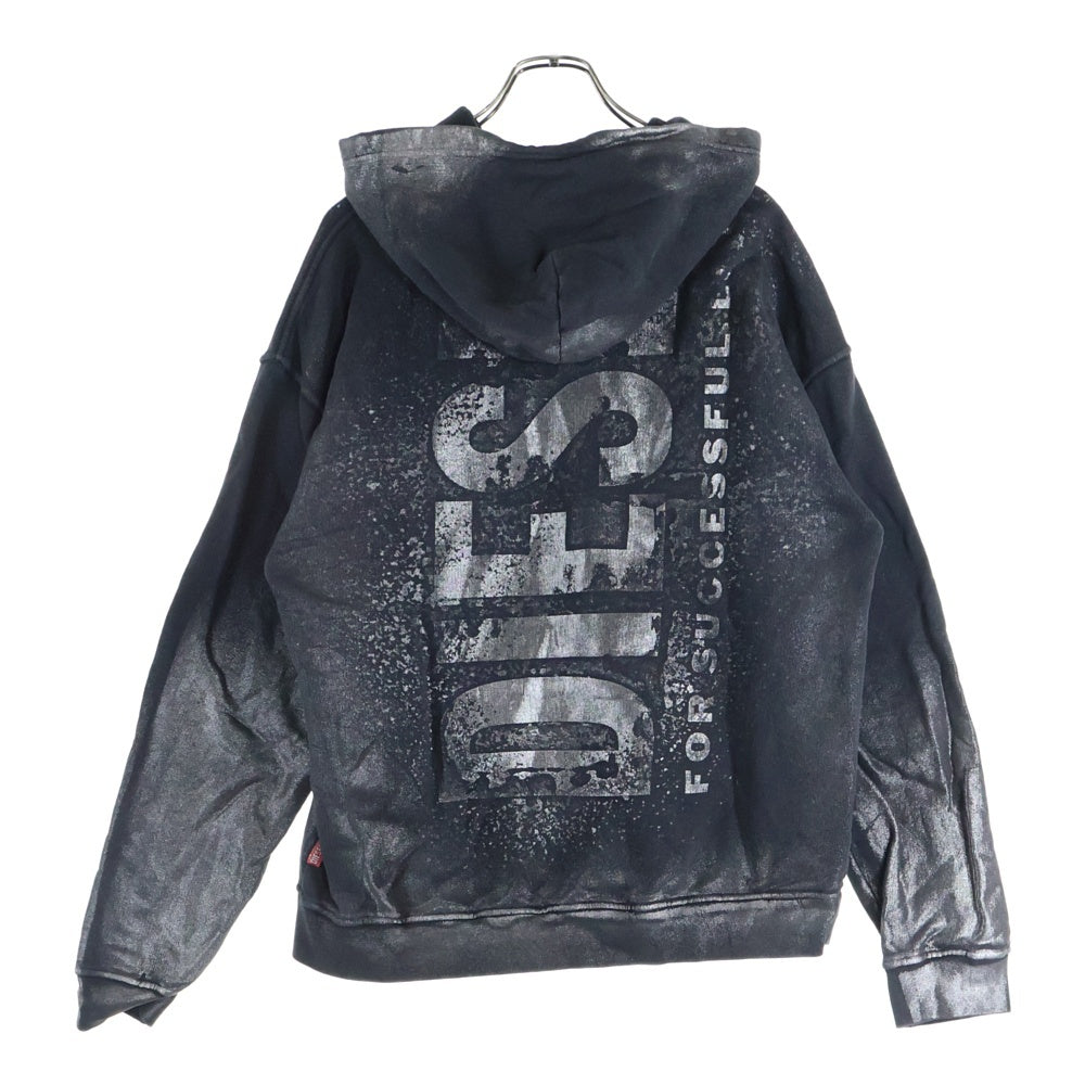 DIESEL(ディーゼル) 24AW S-BOXT-HOOD-Q6 ボクシーラメロゴプリント スウェット プルオーバーパーカー チャコールグレー A14939