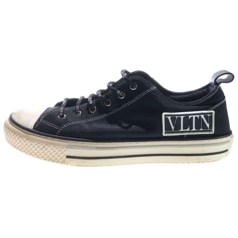 VALENTINO GARAVANI(ヴァレンチノガラヴァーニ) Vパンク ロックスタッズ ベルクロ ローカットスニーカー ブラック