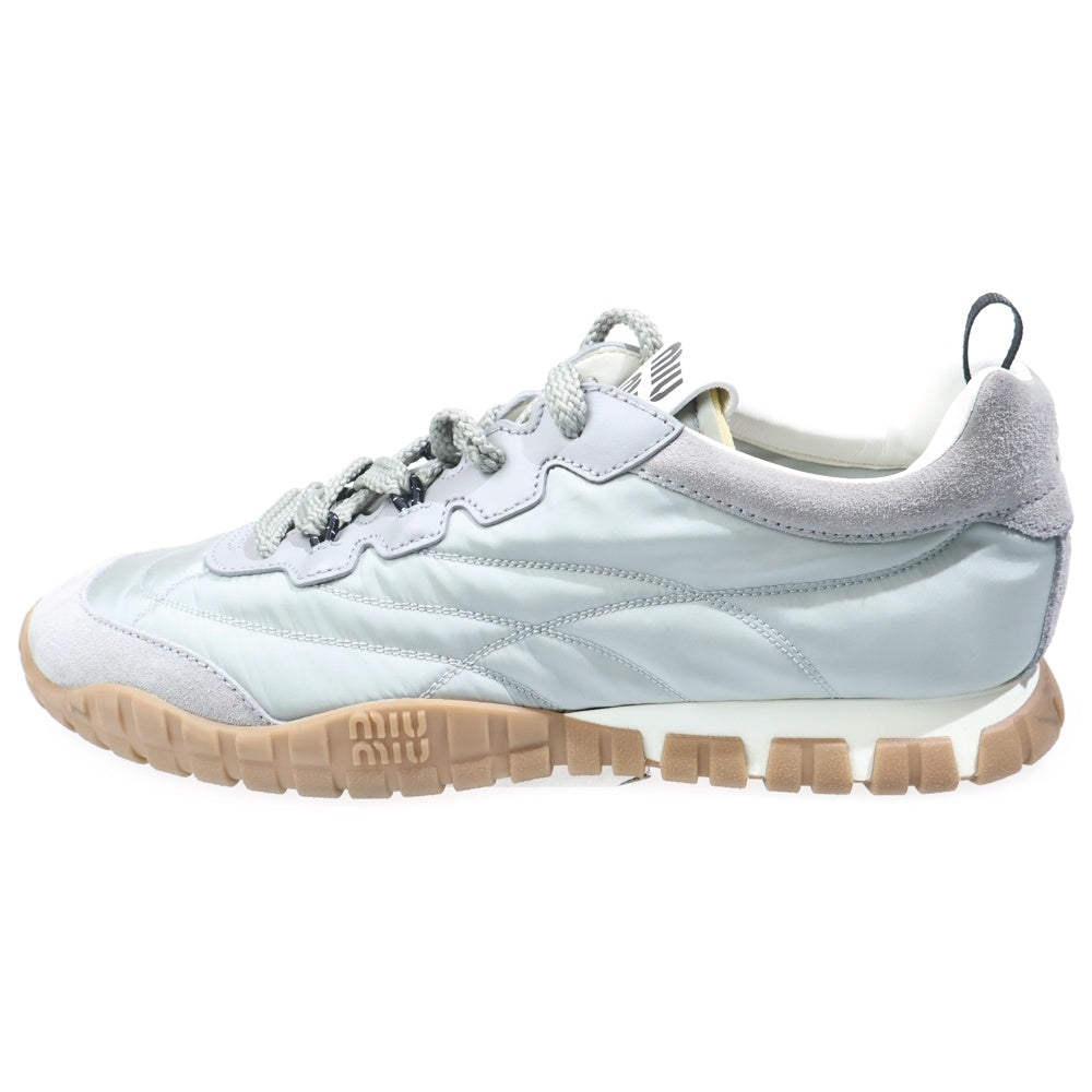 miumiu(ミュウミュウ) Tyre タイヤ テクニカル ファブリック/スエード ローカット スニーカー グレー 5E417E