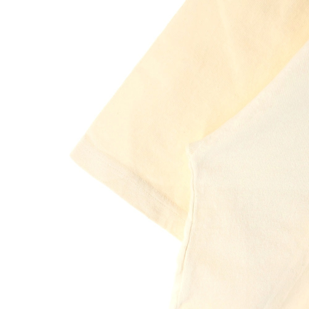 KEBOZ(ケボズ) フェルトロゴプリント クルーネック 半袖 Tシャツカットソー ベージュ