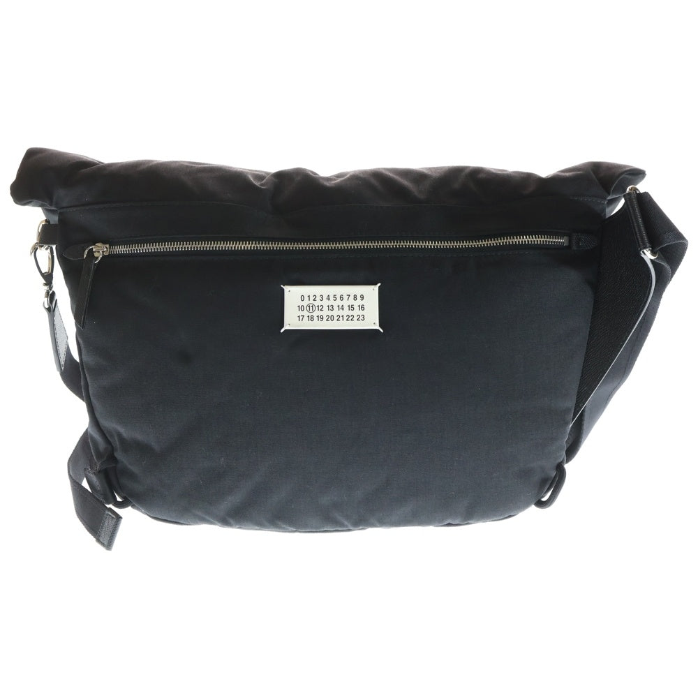Maison Martin Margiela(メゾンマルタンマルジェラ) GLAM SLAM SPORT MESSENGER グラムスラム スポーツ キャンバス ショルダー メッセンジャーバッグ ブラック SB2WG0007
