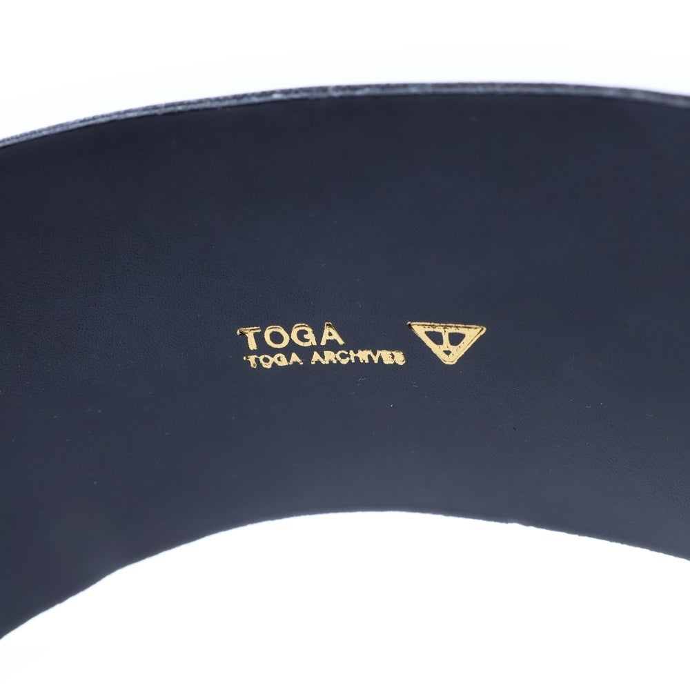 TOGA ARCHIVES(トーガアーカイブス) スクエアバックル エナメル ワイドレンジ ベルト ブラック レディース