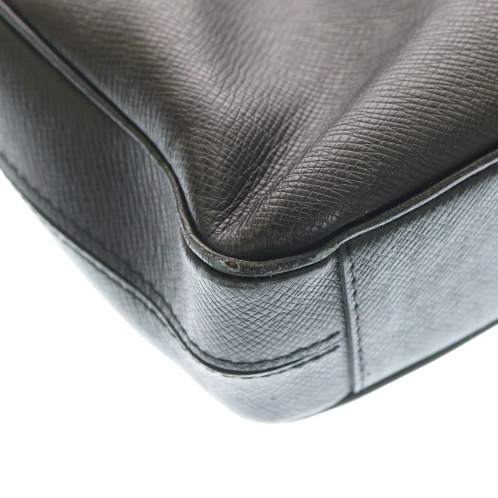 LOUIS VUITTON(ルイヴィトン) ポルトドキュマン ヴォワヤージュ タイガ レザー 2WAY ショルダーバッグ ビジネスバッグ ハンドバッグ ブラック M30638 FL4147