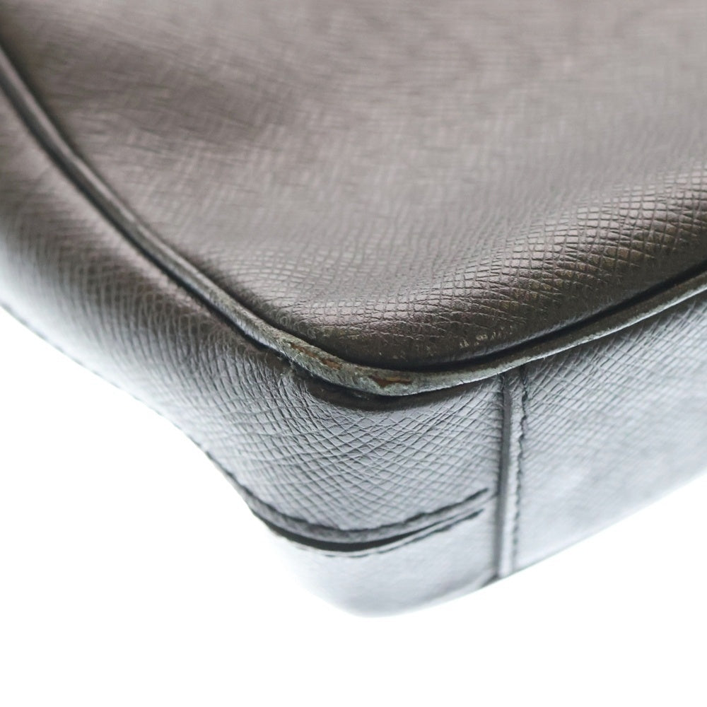 LOUIS VUITTON(ルイヴィトン) ポルトドキュマン ヴォワヤージュ タイガ レザー 2WAY ショルダーバッグ ビジネスバッグ ハンドバッグ ブラック M30638 FL4147