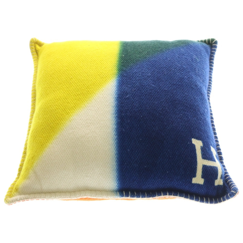 HERMES(エルメス) Hピタゴラス カシミヤ クッション オレンジ/ブルー/イエロー レディース