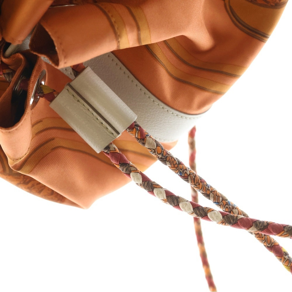 HERMES(エルメス) SAC SOIE COOL 22 BRIDES de GALA ソワクール22 □Q刻印 レザー シルク ショルダーバッグ 巾着バッグ リュック オレンジ レディース