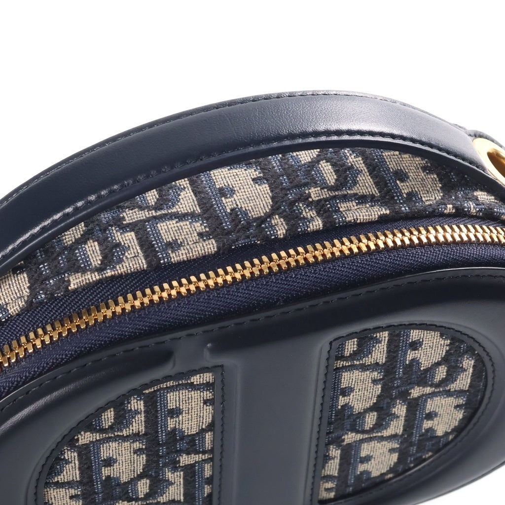 Christian Dior(クリスチャンディオール) CD シグネチャー オブリーク オーバル カメラ レザー ショルダーバッグ ブラック/グレー S2201UTZQ M928 レディース