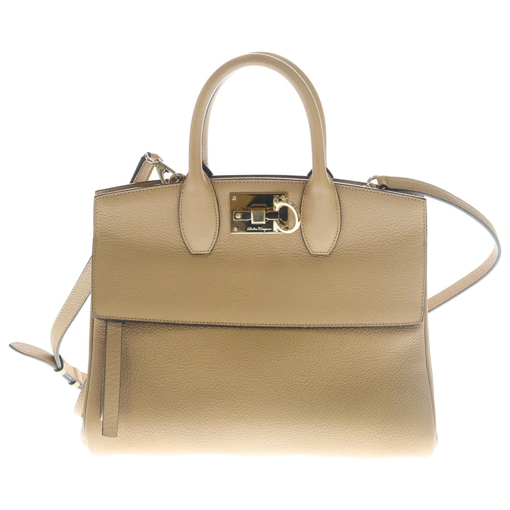 Salvatore Ferragamo(サルヴァトーレ フェラガモ) スタジオ ガンチーニ ロック レザー ハンド ショルダーバッグ ベージュ 21H159 レディース