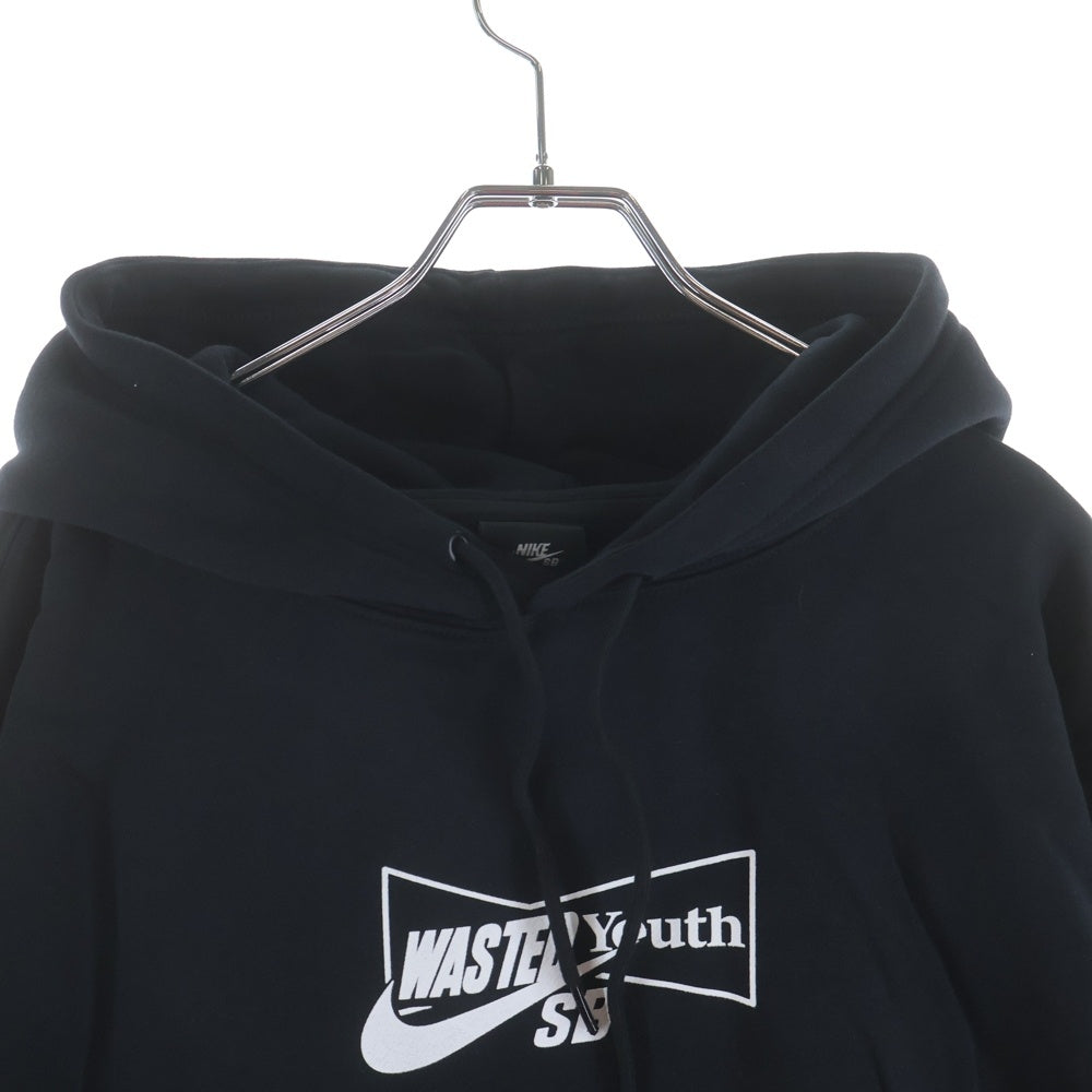 NIKE SB(ナイキエスビー) ×Wasted Youth ウェステッドユース ロゴプリント スウェット プルオーバーパーカー ブラック