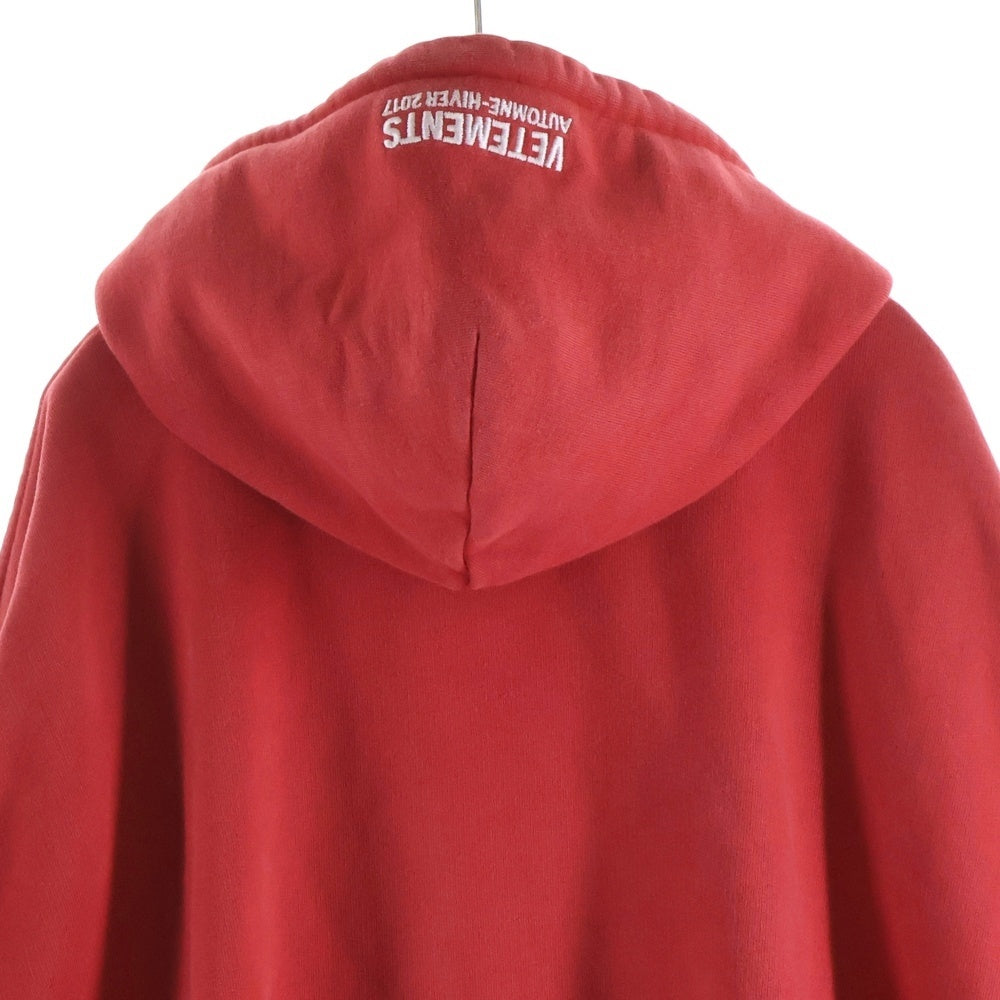 VETEMENTS(ヴェトモン) 16AW Metal Logo Hoodie 韓国限定 メタルロゴ プリント スウェット プルオーバーパーカー レッド MF17TP16