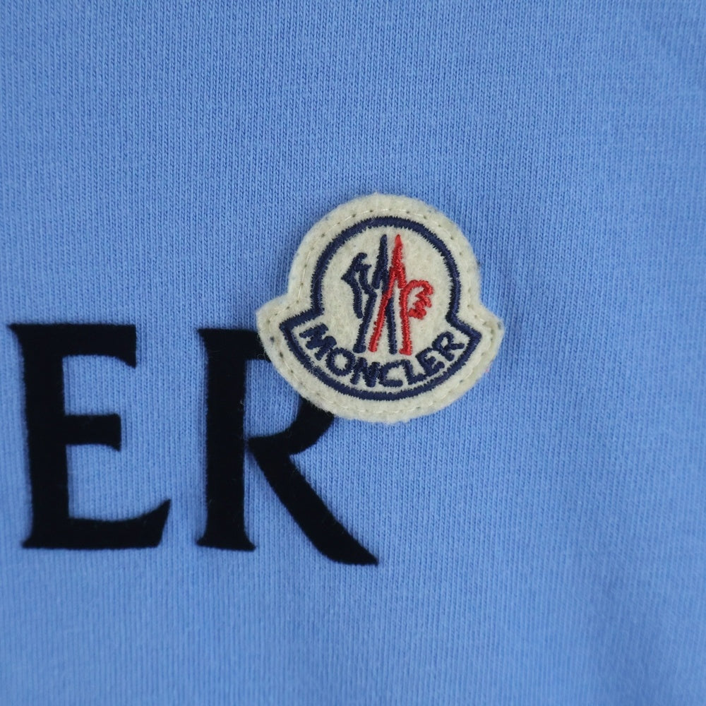 MONCLER(モンクレール) 22SS フロントロゴ パッチ クルーネック 半袖Tシャツ カットソー ブルー H20918C00025