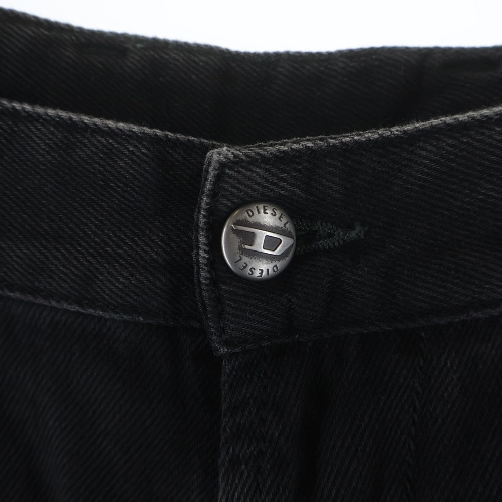 DIESEL(ディーゼル) D-SHIFT ダブルニー ワイド デニムパンツ ブラック A17295