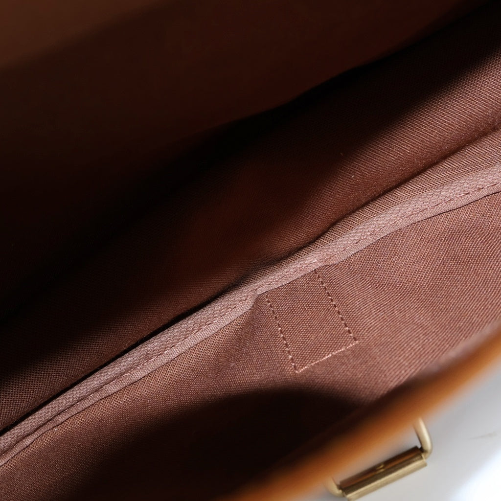 LOUIS VUITTON(ルイヴィトン) ソミュール35 モノグラム総柄 ショルダーバッグ ブラウン M42254/AR1915