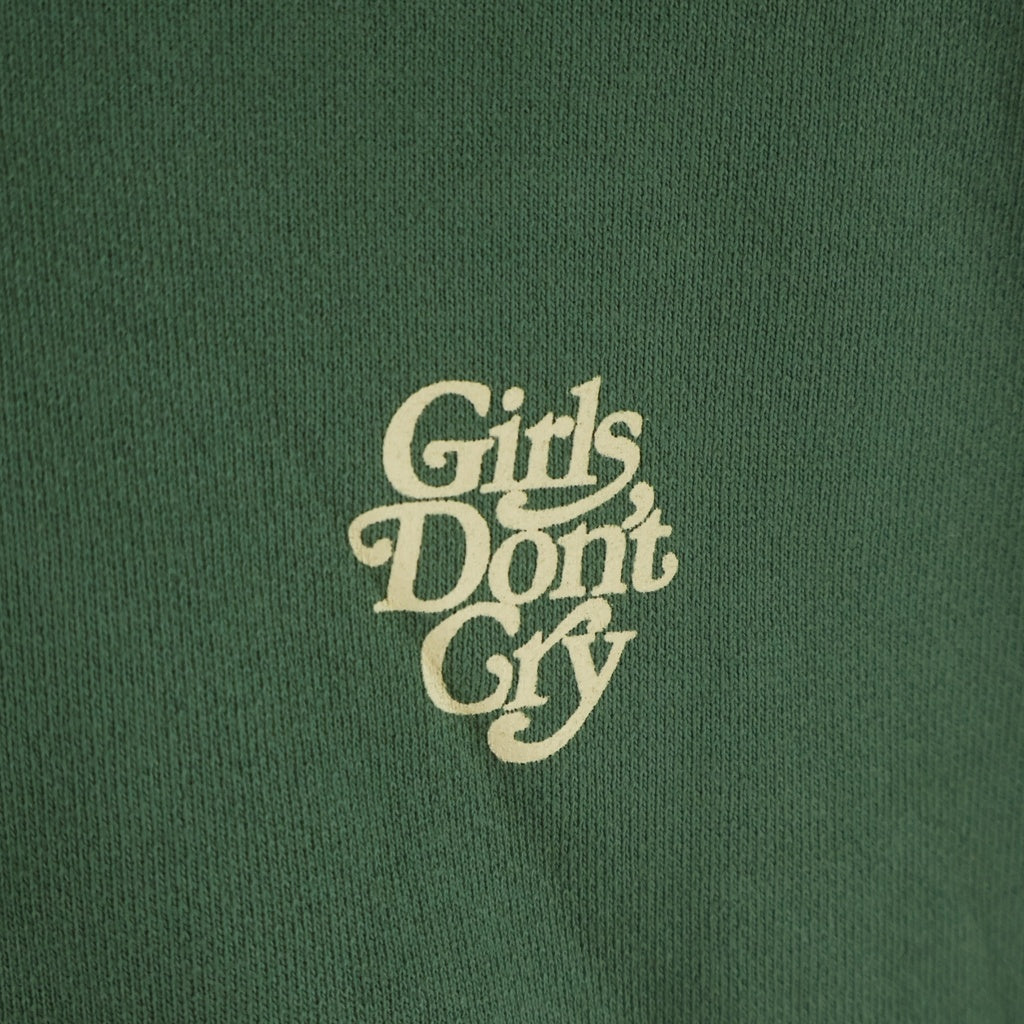 Girls Don't Cry(ガールズドントクライ) Logo Hoodie ロゴプリント