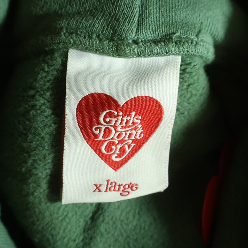 Girls Don't Cry(ガールズドントクライ) Logo Hoodie ロゴプリント
