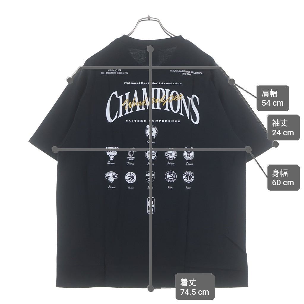 WIND AND SEA(ウィンダンシー) ×NBA CHAMPIONS TEE エヌビーエー チャンピオン ロゴプリント クルーネック 半袖Tシャツ カットソー ブラック WDS-C-PNB7-24-Q4-06