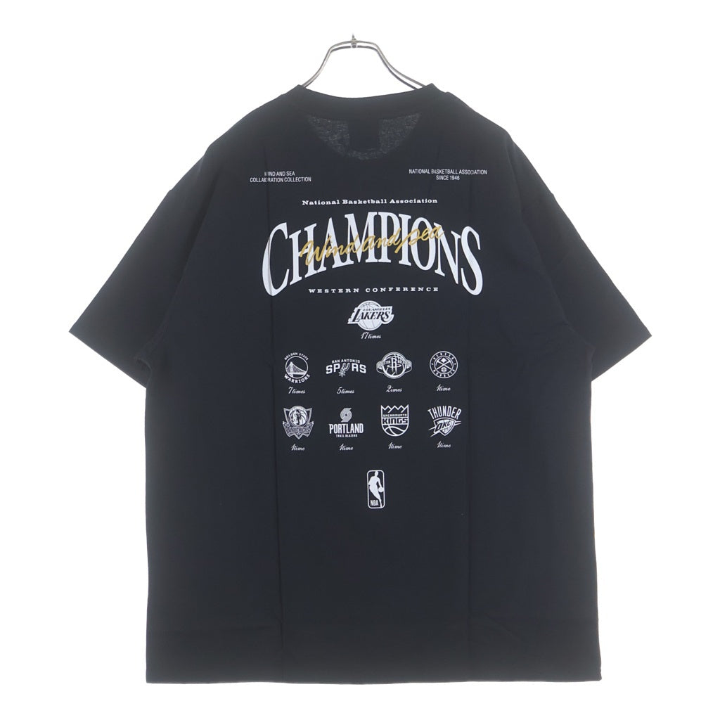 WIND AND SEA(ウィンダンシー) ×NBA CHAMPIONS TEE エヌビーエー チャンピオン ロゴプリント クルーネック 半袖Tシャツ カットソー ブラック WDS-C-PNB7-24-Q4-07
